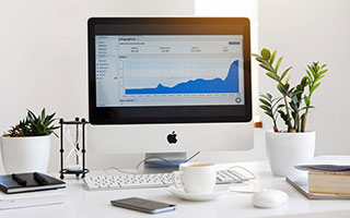 劣迹艺人“黑料”网红靠直播赚钱？专家建议加强监管