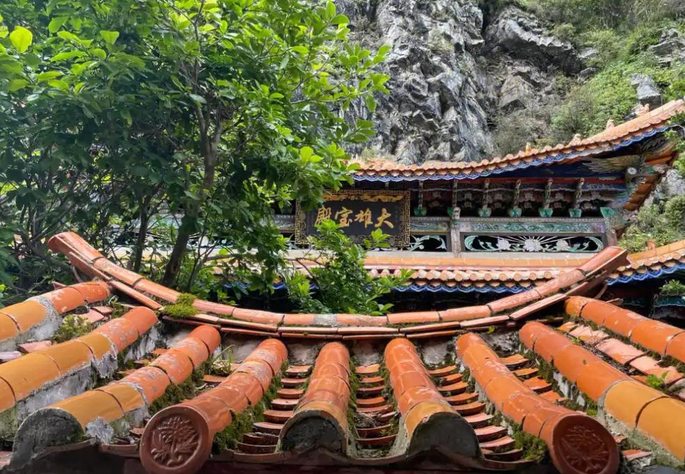 网红的黑料网站有哪些,_寺庙女网红经历_寺庙方丈安全提醒