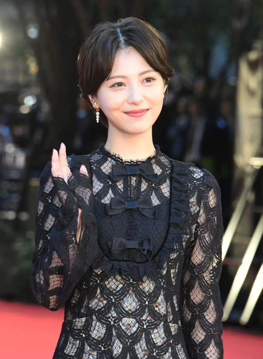 日本女明星大全_滨边美波 日本新生代女演员演技 广濑铃 日本新生代女演员演技 永野芽郁 日本新生代女演员演技